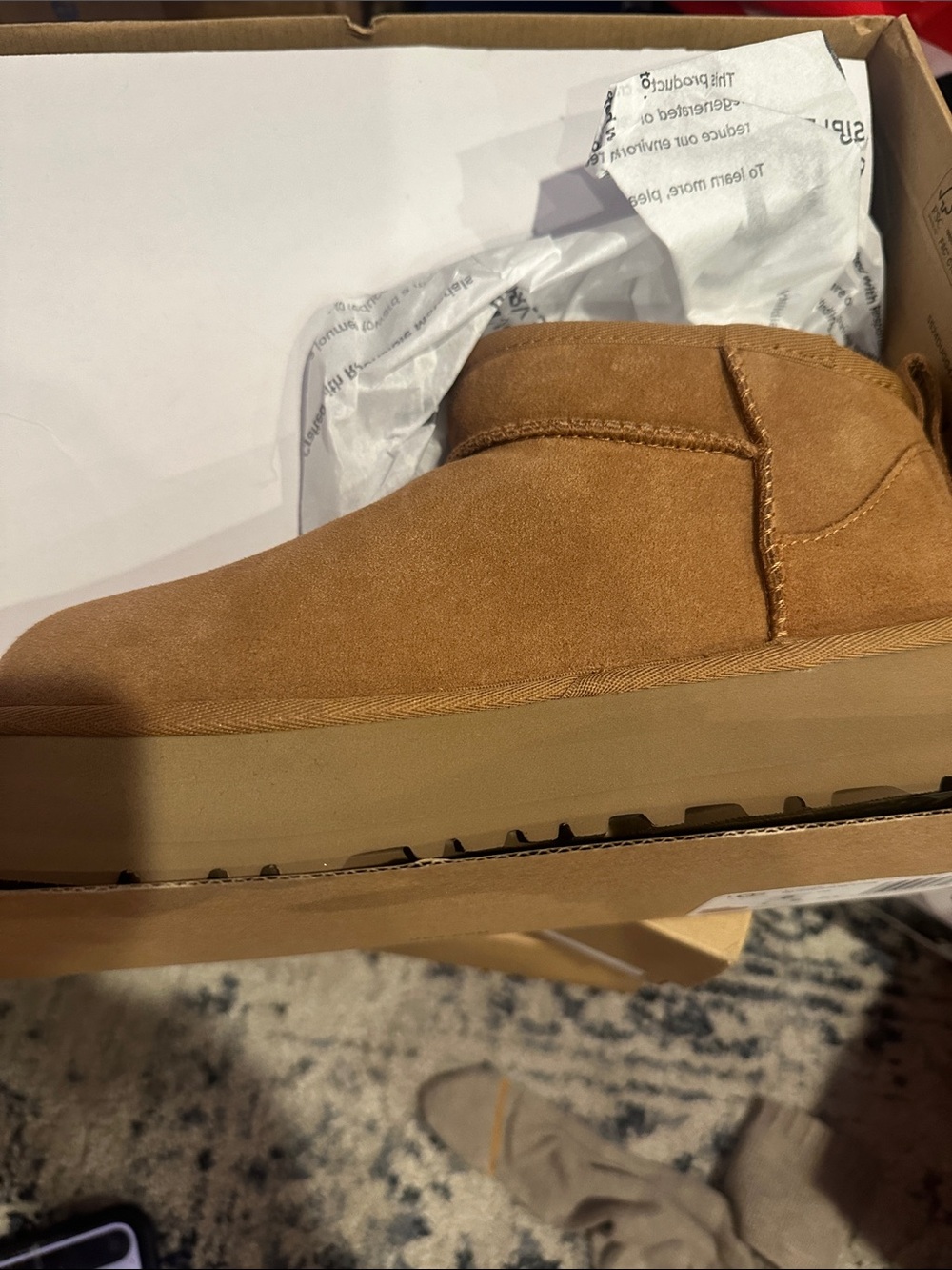 Ugg kids classic ultra mini platform 
Chestnut